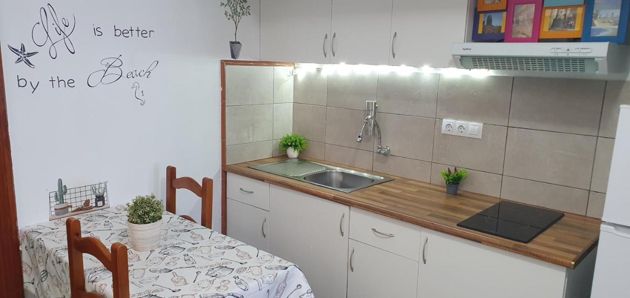Burero Beach Stay - Comfy - Near Airport & Beaches El Burrero Εξωτερικό φωτογραφία